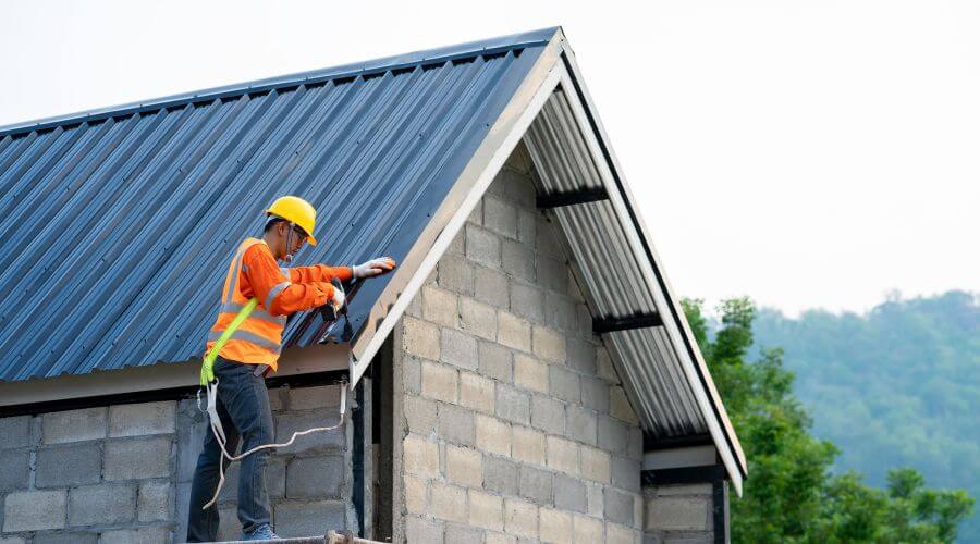 Expert Emergency Roof Repairs services in Franklin, NH